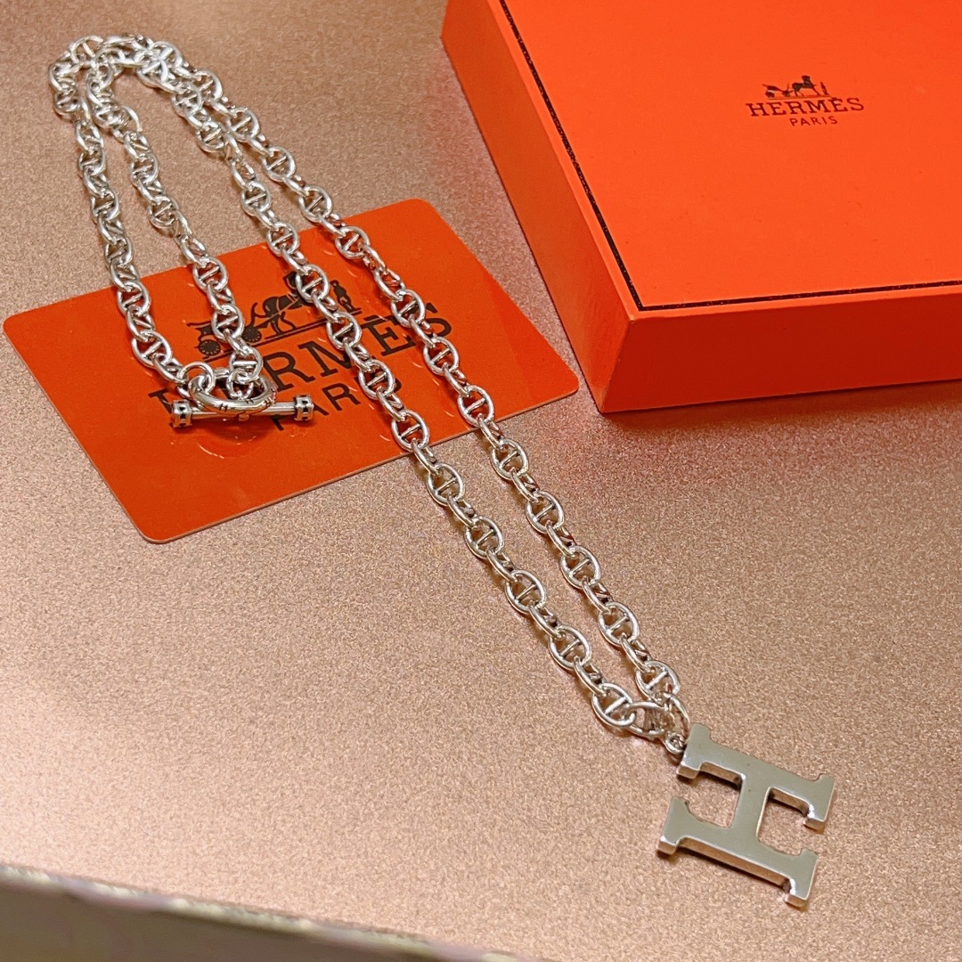 Hermes Necklaces